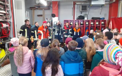 3. Klässler besuchen die Feuerwehr Eltmann